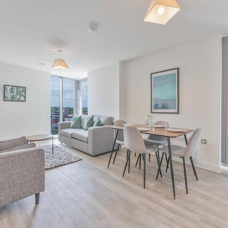 Stunning 2 Bed Apartment In Central Birmingham Bagian luar foto